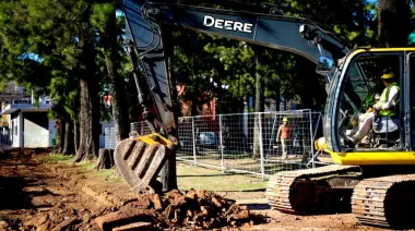 Pergamino: el Municipio inició con los trabajos para la puesta en valor de la Plaza 25 de Mayo