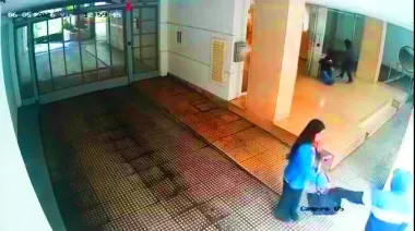 Motochorros asaltaron y golpearon a mujeres en la Ciudad de Buenos Aires