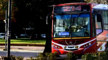 Nuevo tarifazo que impacta en el transporte público: cuánto aumenta el colectivo