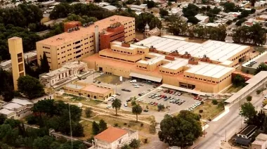 Crece la crisis del Hospital Penna y un diputado bonaerense apuntó contra Kicillof