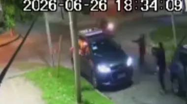 Lo normal en Tres de Febrero: robaron un auto a mano armada y en 30 segundos