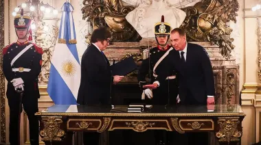 Santilli reemplazó a Adorni: Milei encabezó la jura del nuevo jefe de Gabinete
