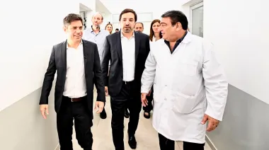 Un ministro de Kicillof difundió una encuesta que alimenta su candidatura a la Gobernación