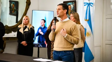 Con Mantegazza presente, 14 familias de San Vicente recibieron las llaves de su nuevo hogar