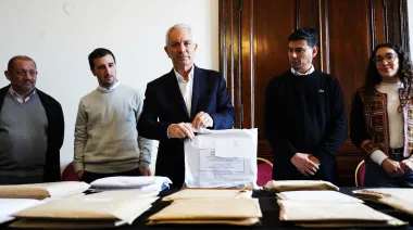 La Plata avanza la licitación pública de servicios municipales de zanjeo, corte de pasto y barrido