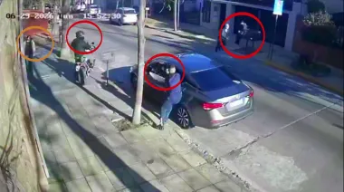 Salvaje ataque de motochorros para robar un auto en San Isidro