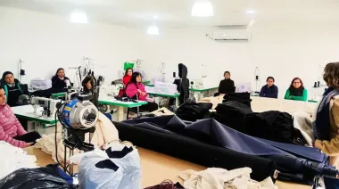 Egüen anunció que 25 de Mayo inició una nueva etapa de Capacitación en Costura