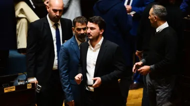 Una novela que no para: Romo corre a Osaba y seguirá al frente del bloque de La Libertad Avanza