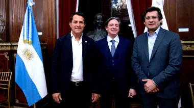 La Legislatura porteña distinguió un libro sobre América Latina, la Economía y la Comunicación Social
