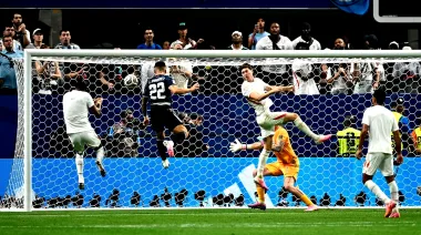 De un bahiense a otro: Susbielles envió un emotivo mensaje a Lautaro Martínez tras su gol contra Inglaterra