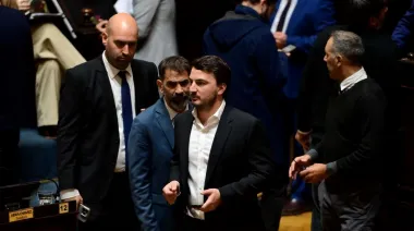 En Diputados, la oposición bonaerense agitó el debate con un polémico proyecto para extranjeros
