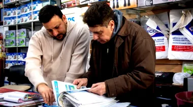 Santalla recorrió comercios de Avellaneda y dejó al descubierto las falencias en la gestión de Ferraresi