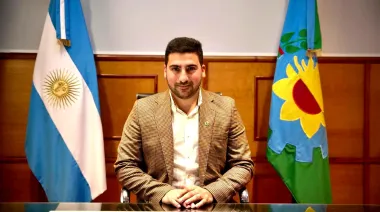 Egüen anunció un nuevo aumento salarial para municipales y jubilados de 25 de Mayo