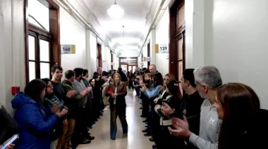 Bombos, protesta y retención de tareas: otra dirección de Arba se cansó de los incumplimientos de Girard