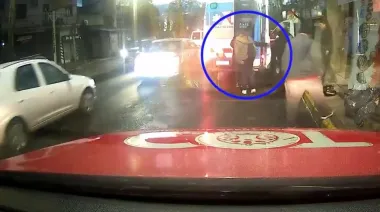 Imprudencia en Don Torcuato: cruzó con luz roja y atropelló a una vecina en la Ruta 202