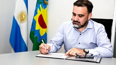 El diputado Luayza busca agilizar habilitaciones para comercios bonaerenses con una sola plataforma