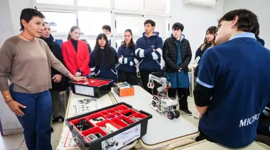 Mayra Mendoza y Eva Mieri inauguraron la ampliación de la Escuela Técnica N°1 de Quilmes Oeste