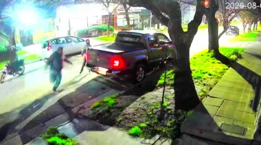 Mar del Plata rendida por la inseguridad: motochorros le robaron la 4 x 4 en la puerta de la casa
