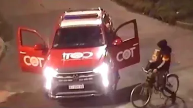Le falló el sentido arácnido: hombre araña robó un domicilio y lo detuvieron cuando escapaba