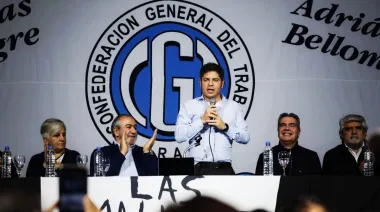 “¿Qué macro va a andar bien, si a la gente no le alcanza?": Kicillof y un acto junto a la CGT del Chaco