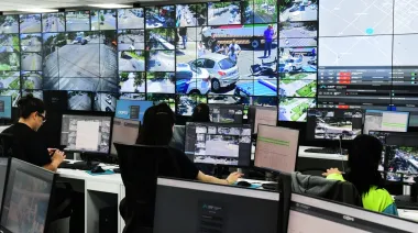 La Plata amplía su sistema de videovigilancia: incorporó 1.300 nuevas cámaras y un tendido de 120KM de fibra óptica