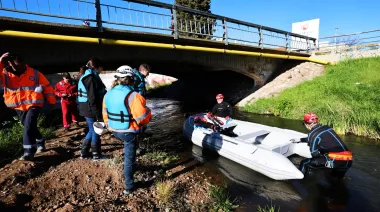 Bahía Blanca desplegó un nuevo operativo de inspección dentro del entubado del Napostá