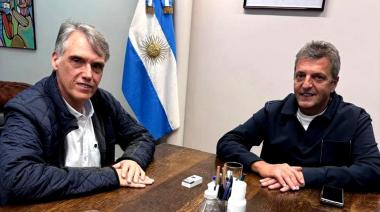 Tras su paso por Rosario, Massa se mostró en Salta y se reunió con un referente del peronismo