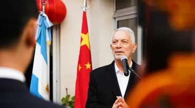 Alak viaja a China para fortalecer vínculos entre Shanghái y La Plata: quién lo reemplazará