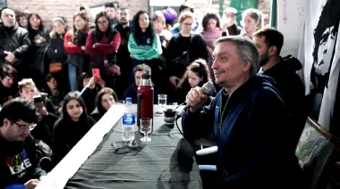 “Sabe qué hacer”: Máximo reivindicó a Cristina Kirchner e intensificó el operativo clamor