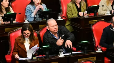Berni y una jornada picante en el Senado bonaerense: fuerte cruce con Arietto y chicanas para Valenzuela