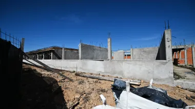 Wischnivetzky anunció mejoras edilicias y trabajos de infraestructura en escuelas de Mar Chiquita