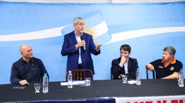 En modo candidato a gobernador, Ferraresi vuelve a pisar un distrito opositor: se reunió con productores de Chivilcoy