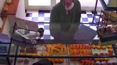 Rengo y "chamuyero" intentó asaltar una panadería en La Plata