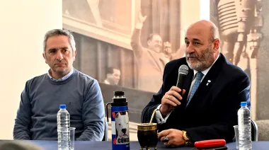 La Cámpora se unió a la Izquierda para defender a Bregman y dar un golpe al kicillofista Cúneo