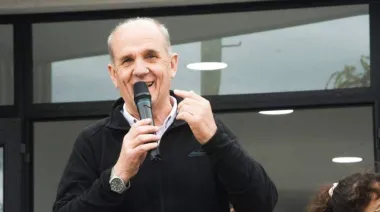 “Un 4 de copas de Morón”: con un tweet viejo, Zurro fulminó a Zabaleta criticar a La Cámpora