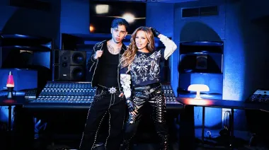 Nueva versión: Luck Ra y Thalía llevaron “A quién le importa” al ritmo del cuarteto