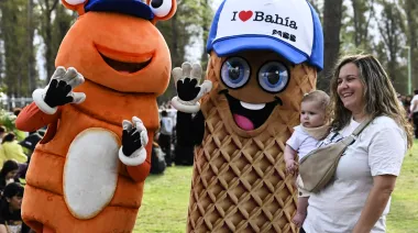 De la mano de La Bersuit, miles de familias disfrutaron un año más de La Fiesta del Cubanito en Bahía Blanca