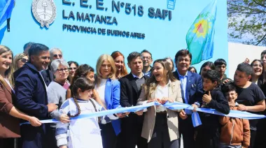 La Matanza: Kicillof, Espinoza y Magario inauguraron dos nuevas escuelas en Virrey del Pino