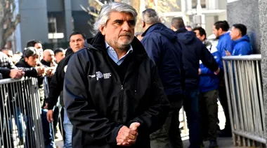 Municipales bonaerenses explotan contra Correa y lo acusan de “violar la ley”