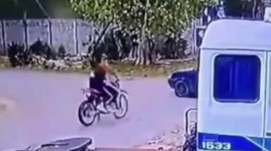 Están internados: adolescentes circulaban en una moto de alta cilindrada y chocaron en Villa Elisa