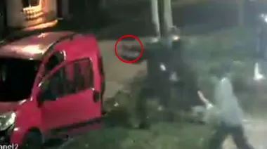 Arde Morón: adolescentes "pirañas" robaron un auto en El Palomar