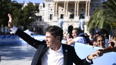 Con dardos a Vidal y a Scioli, Kicillof reivindicó a La Plata como sede del Gobierno bonaerense