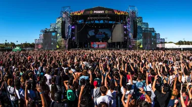 Vuelven al Hipódromo de San Isidro: Travis Scott, Charli XCX y TINI lideran el Line-Up del Lollapalooza 2027