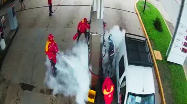 Pirómano intentó incendiar una estación de servicio en Merlo