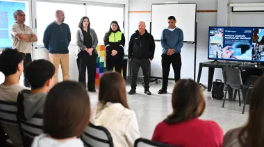 Mar Chiquita puso en marcha un programa para que estudiantes tramiten su primera licencia de conducir