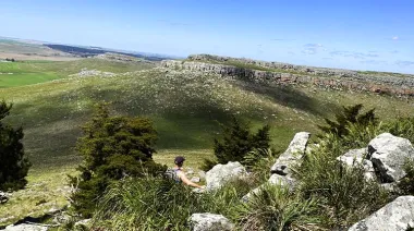 Destinos bonaerenses: visitas guiadas para conocer los campos y las sierras durante la primavera