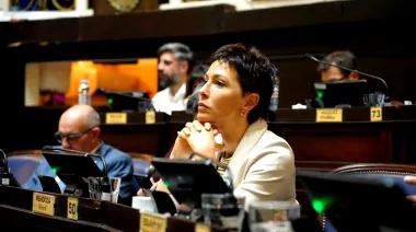 Más guerra: Mayra Mendoza explotó contra el tarifazo de Kicillof a la luz