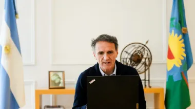 Katopodis cuestionó la privatización de AySA y denunció fuertes aumentos en las tarifas