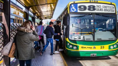 Noviembre llega con aumentos en los colectivos en la Provincia de Buenos Aires: cuánto saldrá