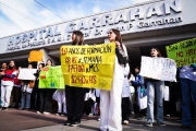 Sin resolver la cuestión salarial, Milei le descontará los días de paro a los médicos del Garrahan